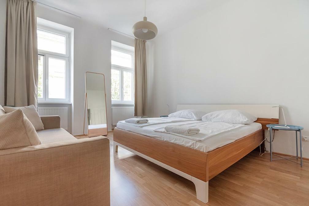 Universum Apartment Viena Exterior foto